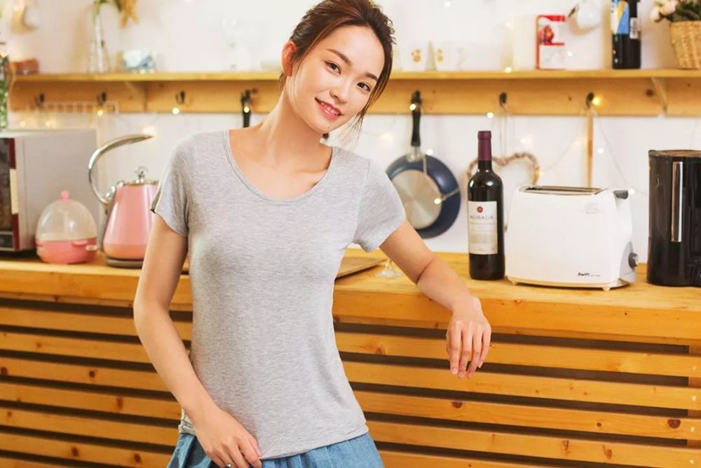 日本妹子不穿内衣,胸型超饱满的秘密!竟然是