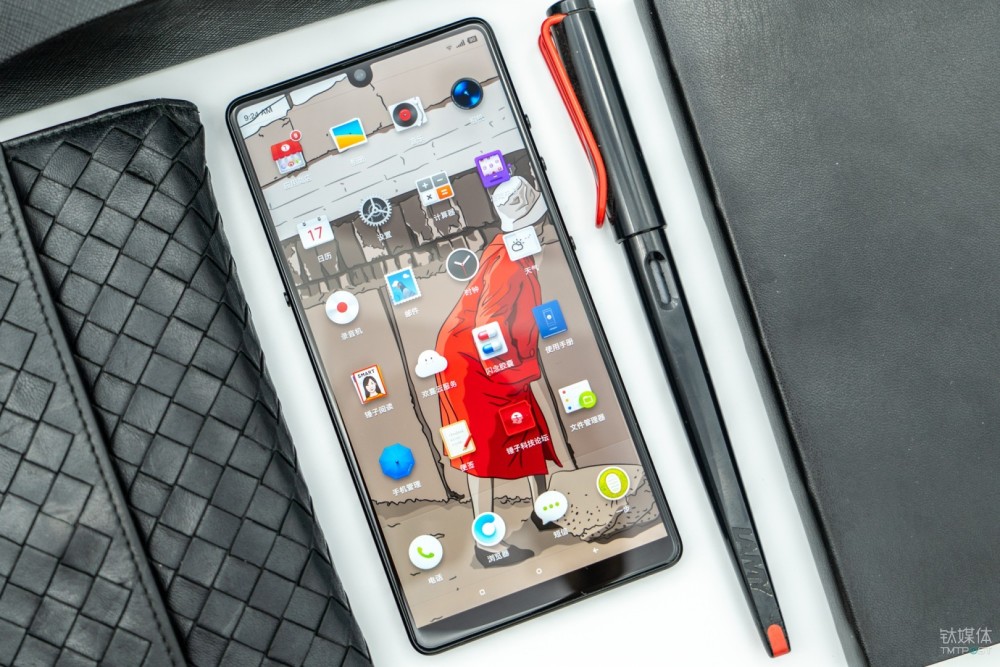 连续吃鸡4.5小时,坚果R1游戏性能测试|钛极客