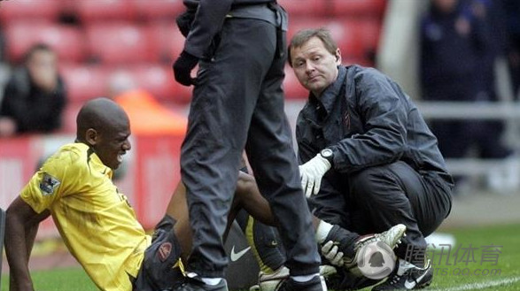 【欧陆版图】他们断腿后 有人喜有人忧