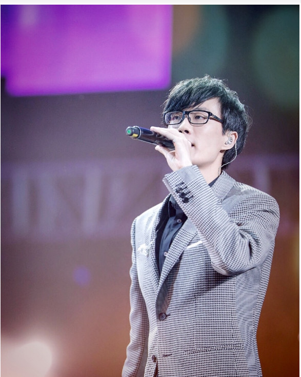 唱作俱佳的许嵩这几首冷门歌曲,好听到哭,你又