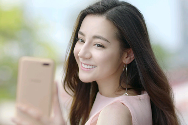 范冰冰的手机,杨幂的手机,迪丽热巴的手机,明星