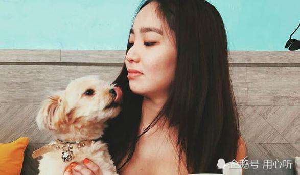 面对陈芳语这首神曲,林俊杰这台行走的CD却