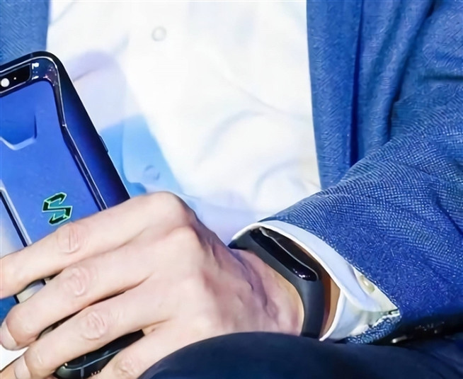 雷军亲自爆料:月底将带来多款新品 小米Max3至