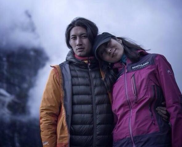 关晓彤范冰冰的姐弟长相差异大,遗传也是技术