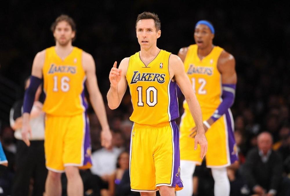 被交易MVP:科比赶走鲨鱼 AI在列