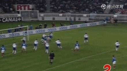 gif秀-法国从不缺神锋!亨利 特雷泽盖你还记得吗?