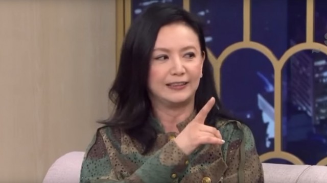 52岁曾华倩脸部僵硬被疑中风 曾与梁朝伟三