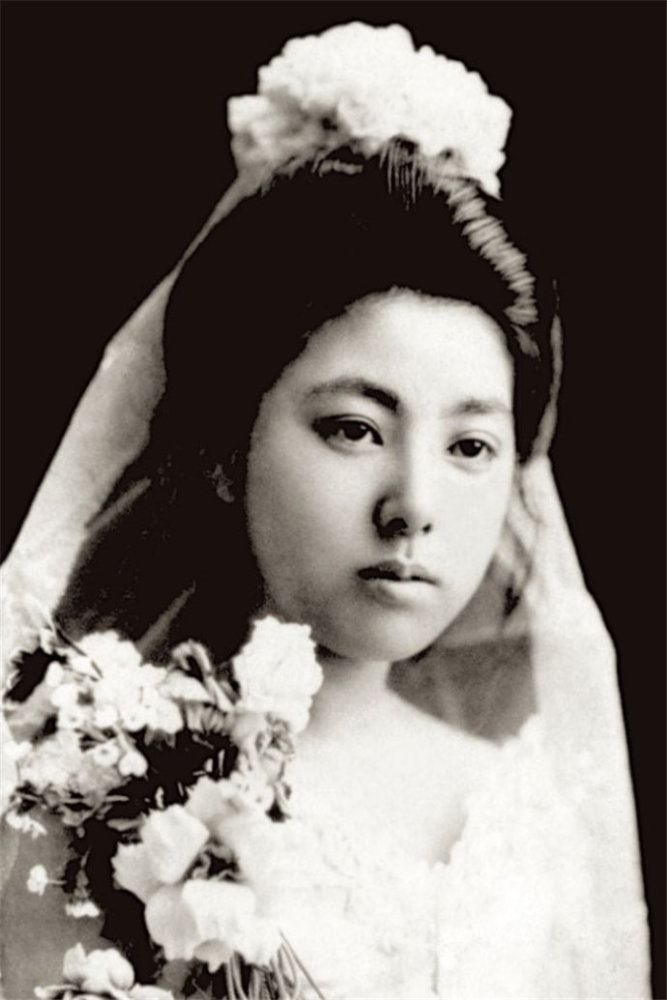 老照片:日本的传统婚姻仪式和明治后期的新娘照