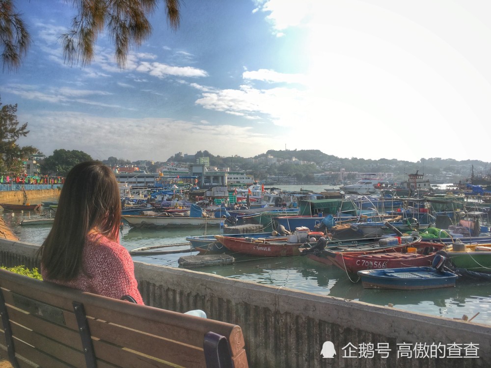 去香港别光顾着买买买 香港电影里的长洲岛和大屿山 风景都很美 看点快报