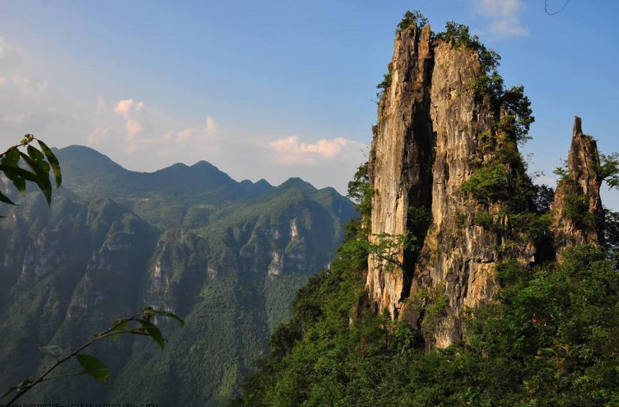 湖北省五峰县—武陵画廊·宜红故里—探索世界茶旅之乡