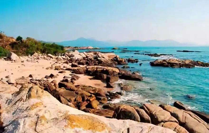 不用去三亚,深圳隔壁就有个小众景美的白金海