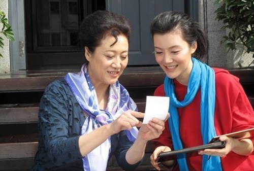 车晓,1982年6月12日生于北京市,车晓从小家庭优越,父母都是演员,在