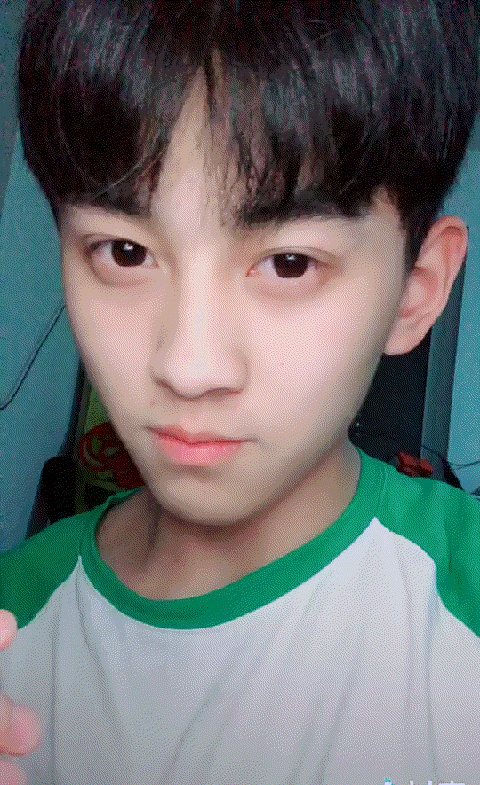 李旭 抖音号:lixu523 粉丝量:301.
