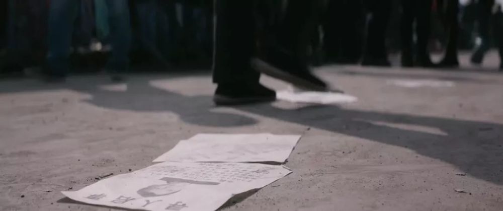 《暴裂无声》:剪,减,简,一个空心的故事崩溃了人心