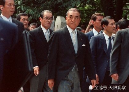 日本前首相中曾根康弘迎百岁生日,仍不忘力挺