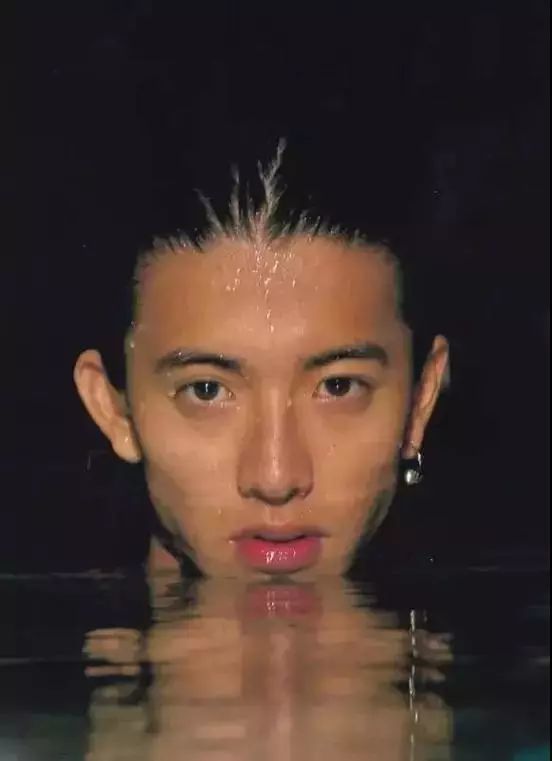 15岁出道 她就是父母巅峰颜值的MIX版