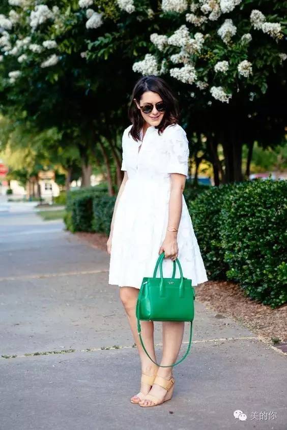 这个微胖姑娘把衣服穿得太好看了!