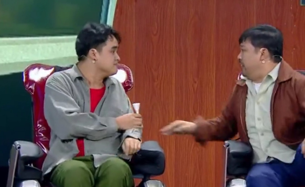贾冰的小品"包袱"太多了,乐的直不起腰,要不要这么搞笑