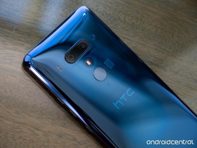 HTC U12+旗舰测评:继承U11+边框触控技术,拍