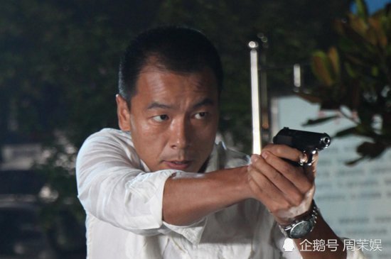 为父还债当演员，曾用三百字让陈德容痛哭，拍戏常受伤仍不用替身