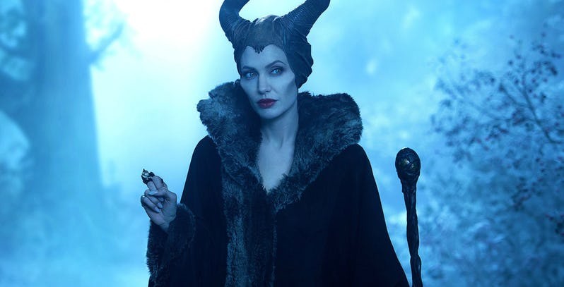可爱二人组已上线 《沉睡魔咒2》正式开机主演晒照