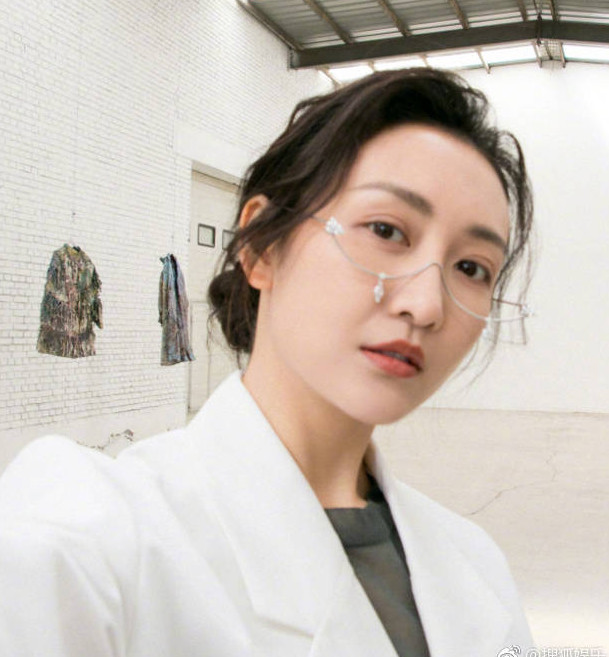 王鸥网购买到假货 发文自嘲：“火眼金睛”也被骗