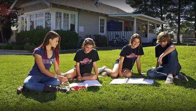 学区房！用穷人的钱养富人的娃？