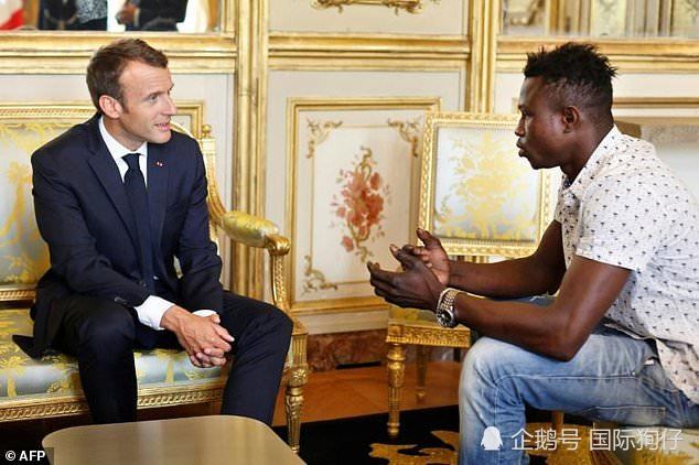 法国救童蜘蛛侠进入消防队工作,实习期月薪4