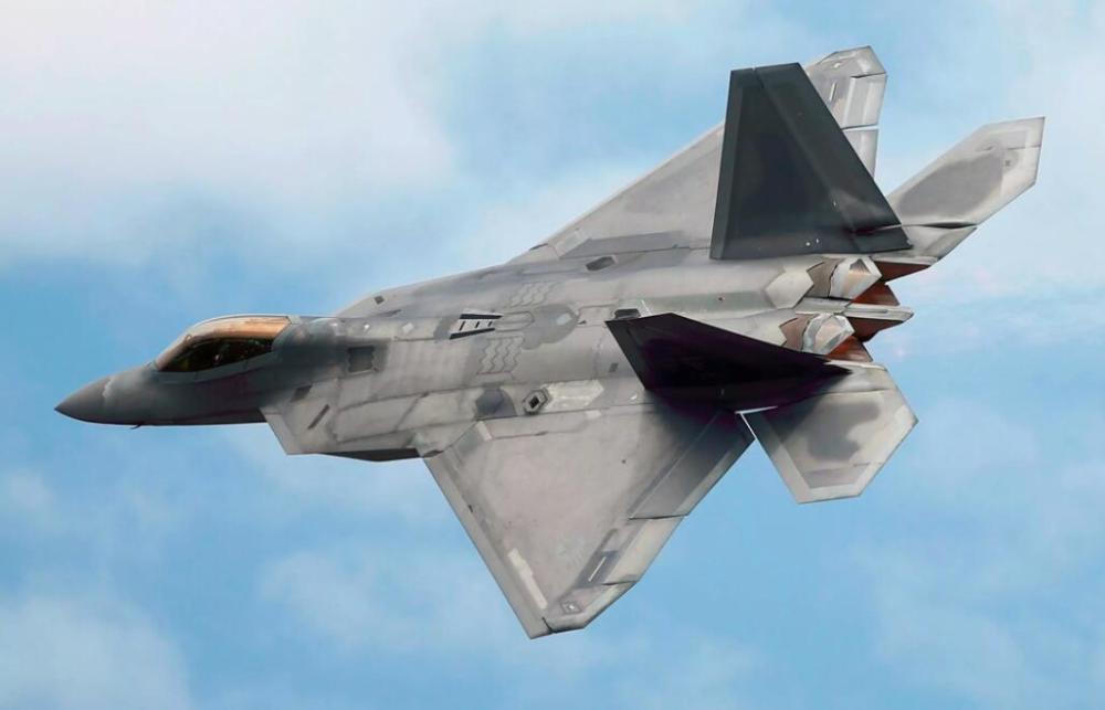 成飞歼20为何成功击败沈飞雪鸮,原来是赢在起