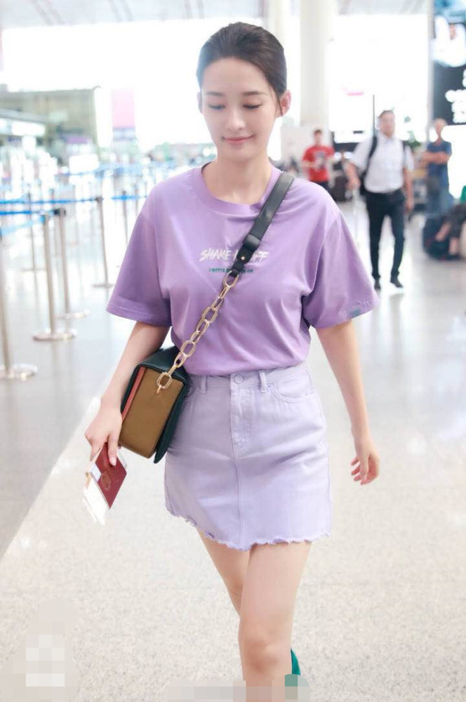 李沁蒋梦婕双双现身机场,这次黛玉终于赢了宝姐姐