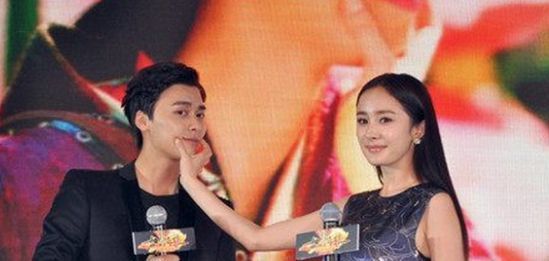 李易峰摸杨幂的内衣_李易峰杨幂
