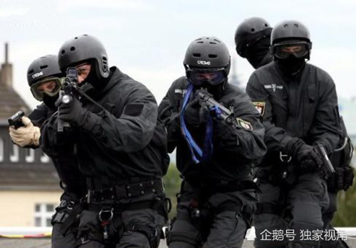 为什么特警要戴墨镜呢，为什么特警要戴墨镜呢女生