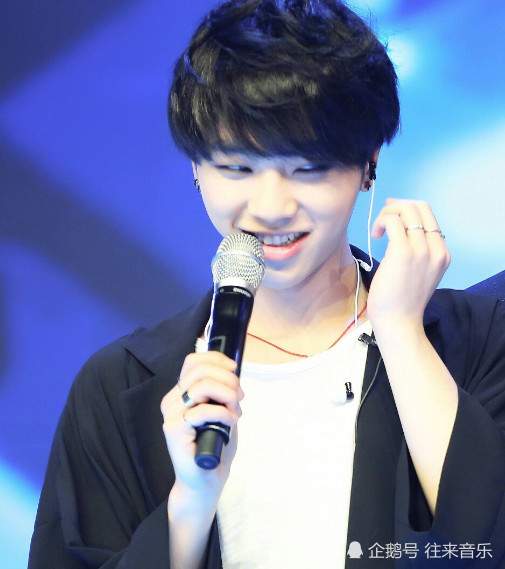 华晨宇又一歌曲火遍抖音!因这一细节备受争议
