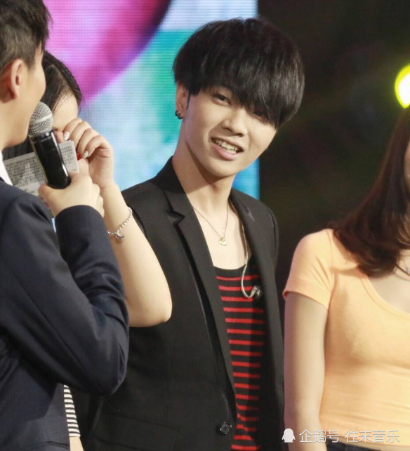 华晨宇又一歌曲火遍抖音!因这一细节备受争议