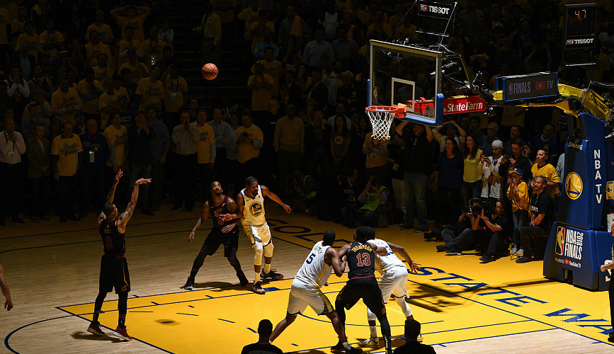 裁判报告:骑士末节最后13秒两遭误判 希尔应重