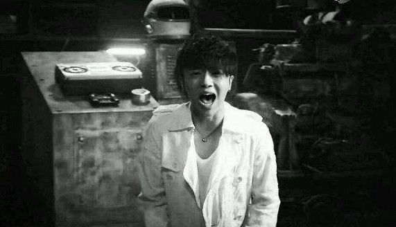 华晨宇又一首歌火了,没想到因为这细节引争议