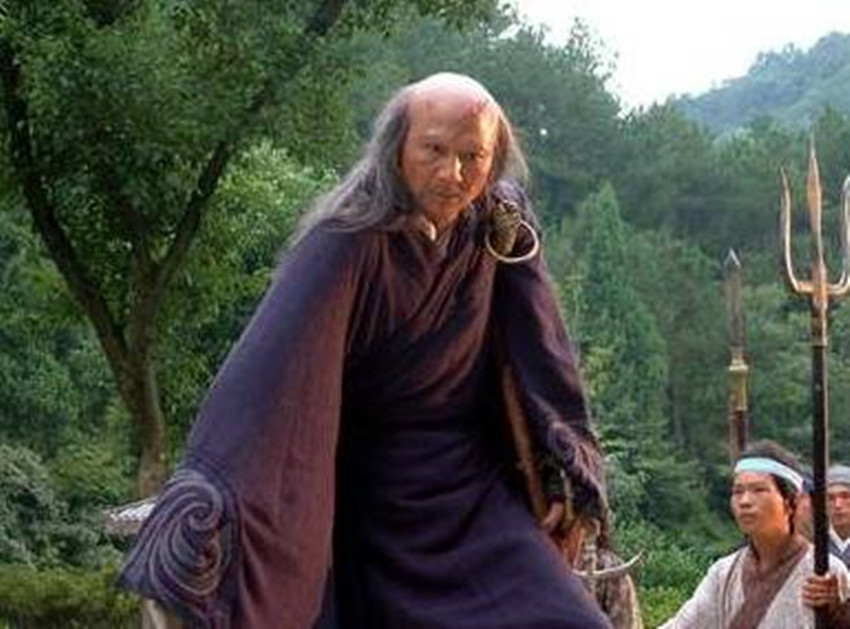 此人武功了得,撂倒段誉,吊打丁春秋,乔峰死后,成