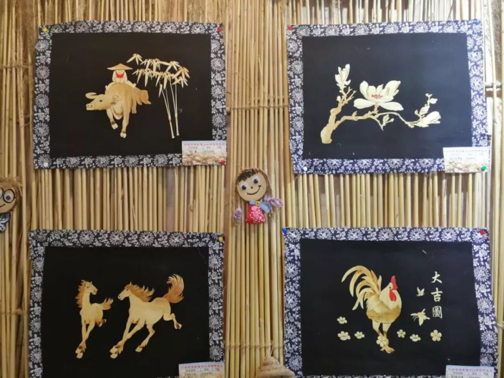 但是,如果这些被嫌弃的秸秆变成这样: 《麦秆画》 无论