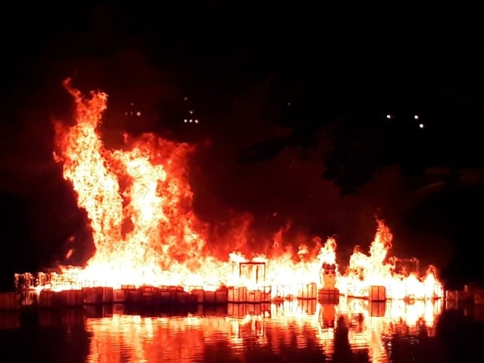 е𱯾 popݻճڴϷ