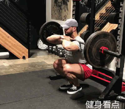 健身房练腿动作大全,15个动作找到强力泵感,别只练杠铃深蹲了