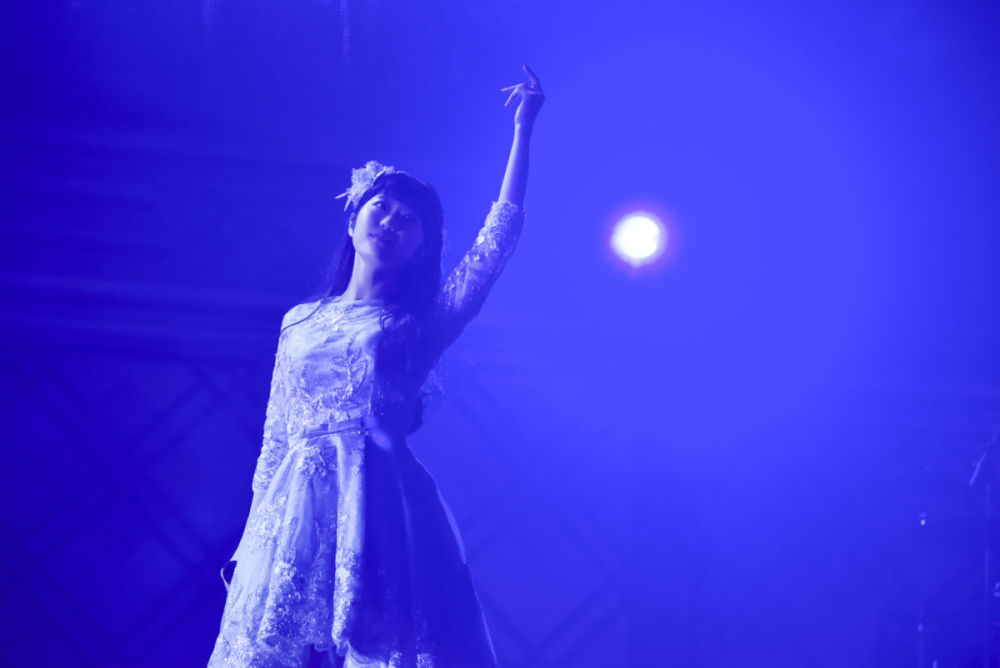 我们是朋友!西明日香眼中的东山奈央演唱会
