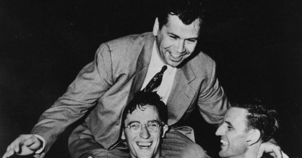 传奇教练百岁生快 曾建NBA第一王朝