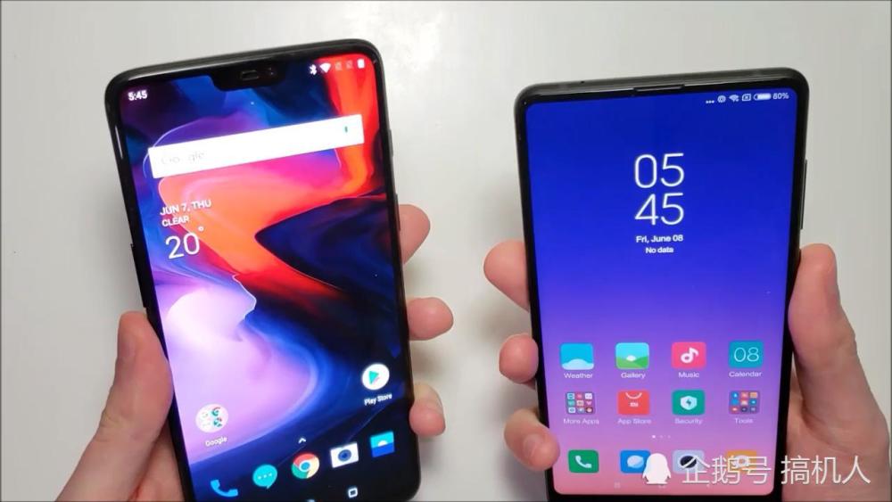 老外拿小米MIX2S与一加手机6测试速度:差距有