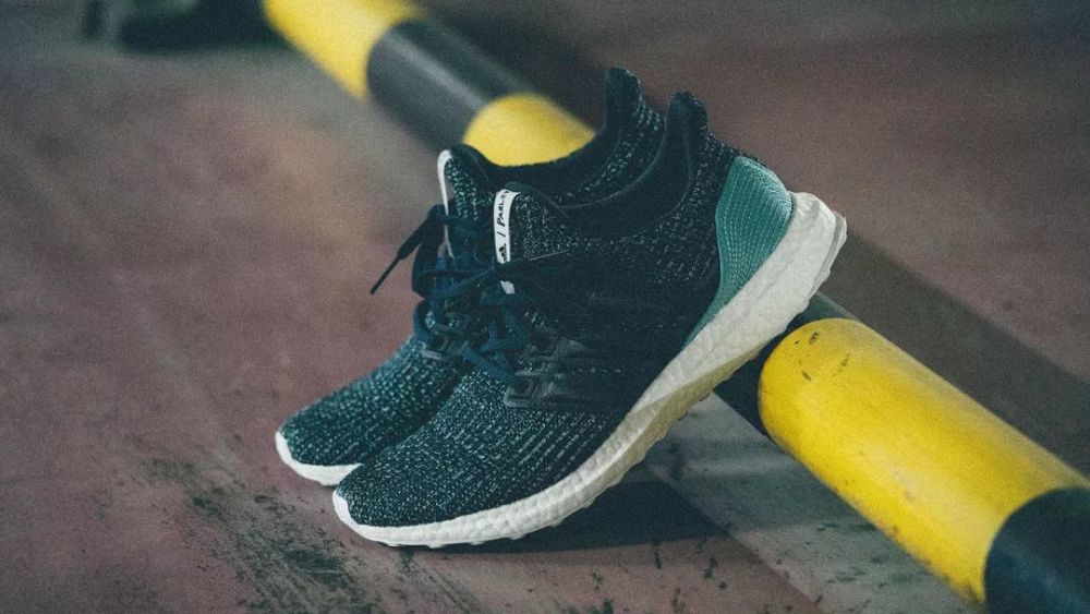 Giày Adidas UltraBoost 5.0 Black Gold Shop Giày Th Thao