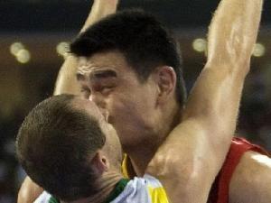 企鹅娘吐槽:震惊!腹肌竟然可以这样练出来!