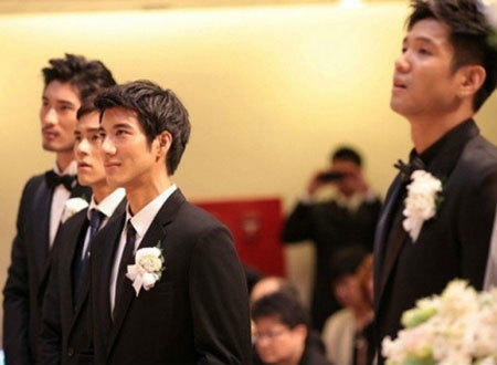 单身狗中的极品犬,金牛力宏做伴郎5次