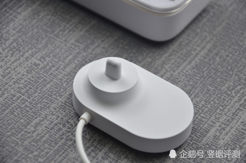 小米生态链电动牙刷评测:IPX7级防水,磁悬浮马