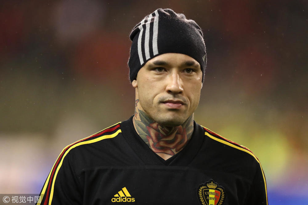 球霸?扎球王这一推可不轻 搞不好把比利时推下