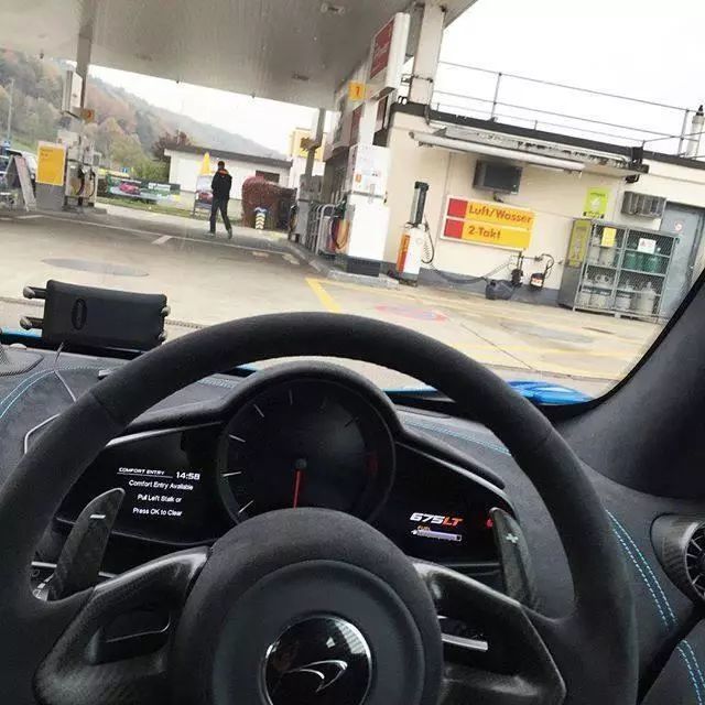 端午了,朋友圈里又开始装逼了,你被这些豪车霸屏了么