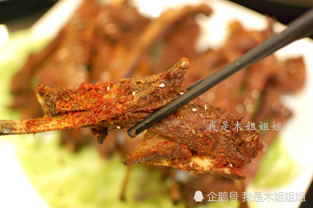 陕北人吃羊肉硬到害怕,一桌全羊宴一千多,吃到